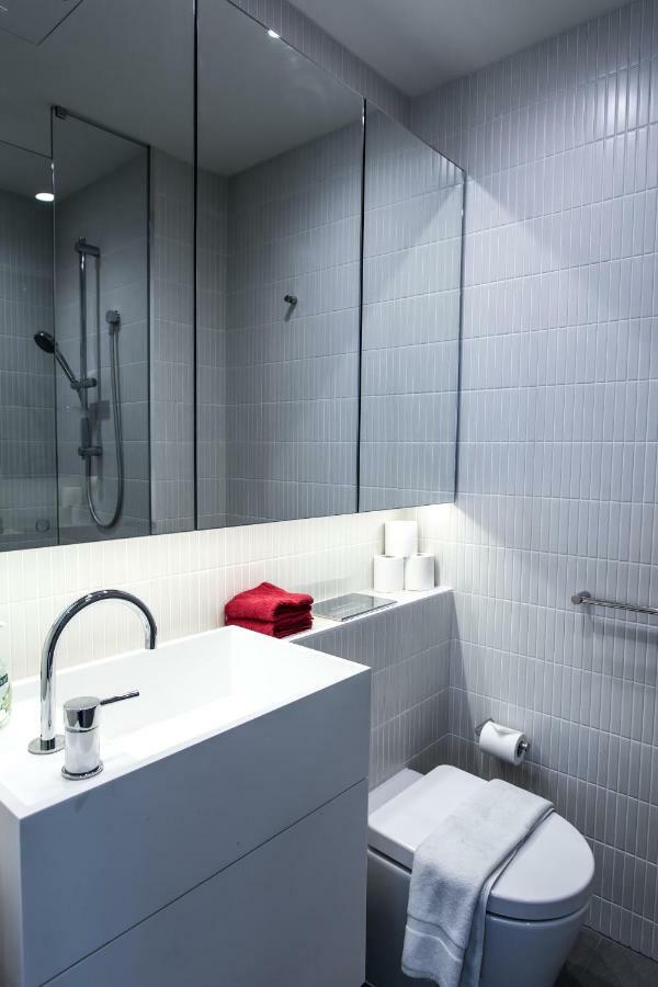 Readyset Apartments On Southbank Boulevard Melbourne Bagian luar foto