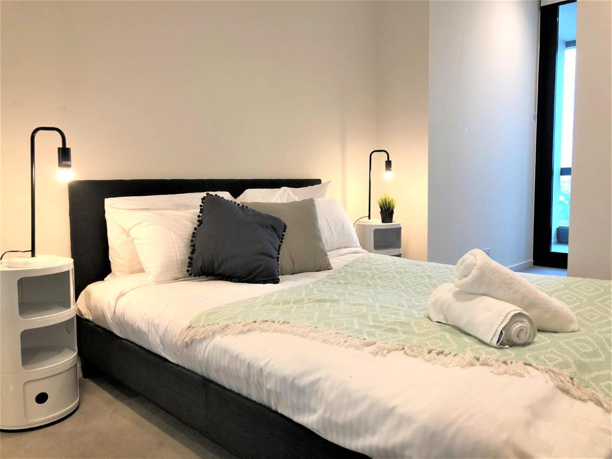 Readyset Apartments On Southbank Boulevard Melbourne Bagian luar foto